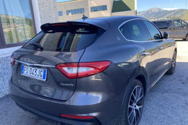 Maserati Levante 3.0 V6 Gransport 250cv auto my19