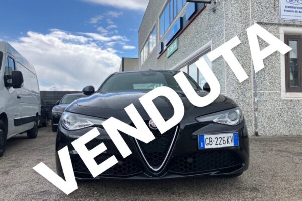 ALFA ROMEO GIULIA EXECUTIVE 2.2 TURBODIESEL 160CV AT8