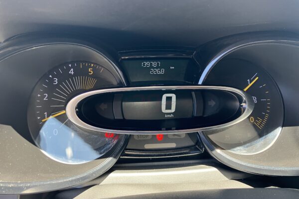 RENAULT CLIO 1.5 DCI