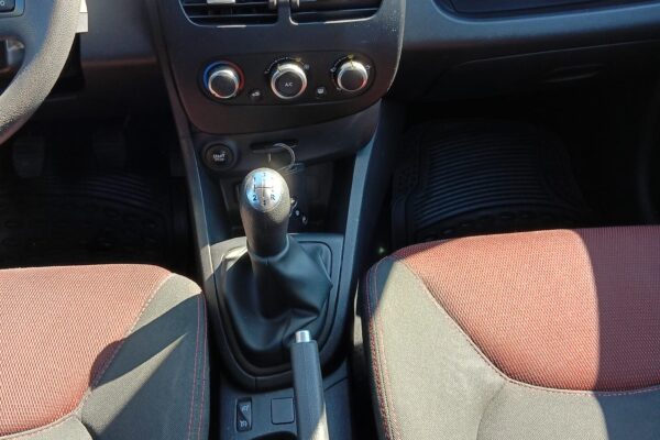 RENAULT CLIO 1.5 DCI