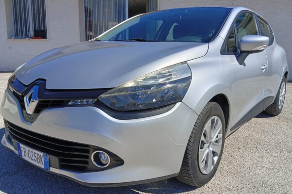 RENAULT CLIO 1.5 DCI
