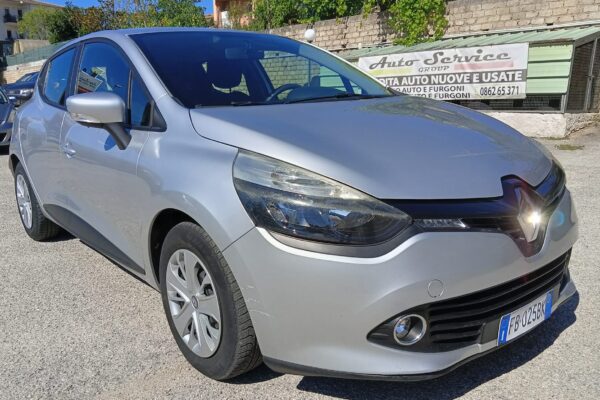RENAULT CLIO 1.5 DCI
