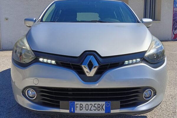 RENAULT CLIO 1.5 DCI