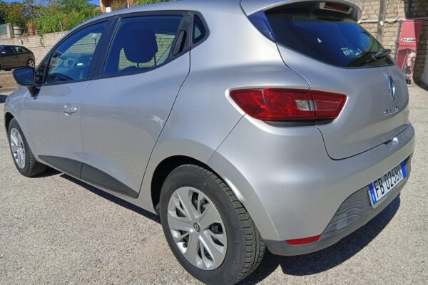 RENAULT CLIO 1.5 DCI