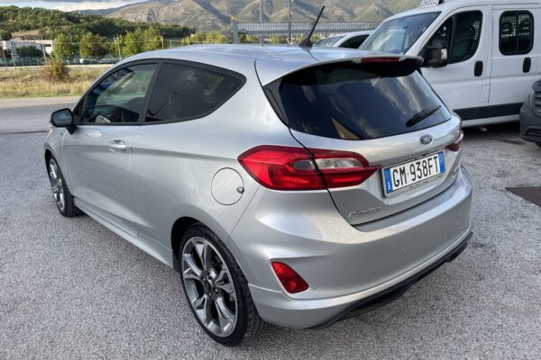 FORD FIESTA ST – LINE     NEOPATENTATI