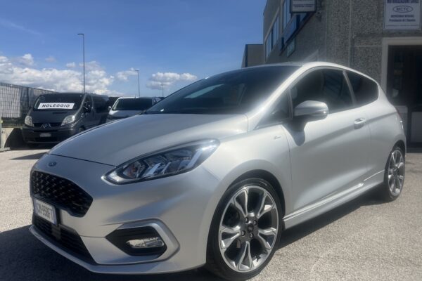 FORD FIESTA ST – LINE     NEOPATENTATI