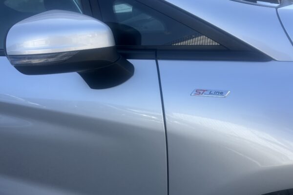 FORD FIESTA ST – LINE     NEOPATENTATI